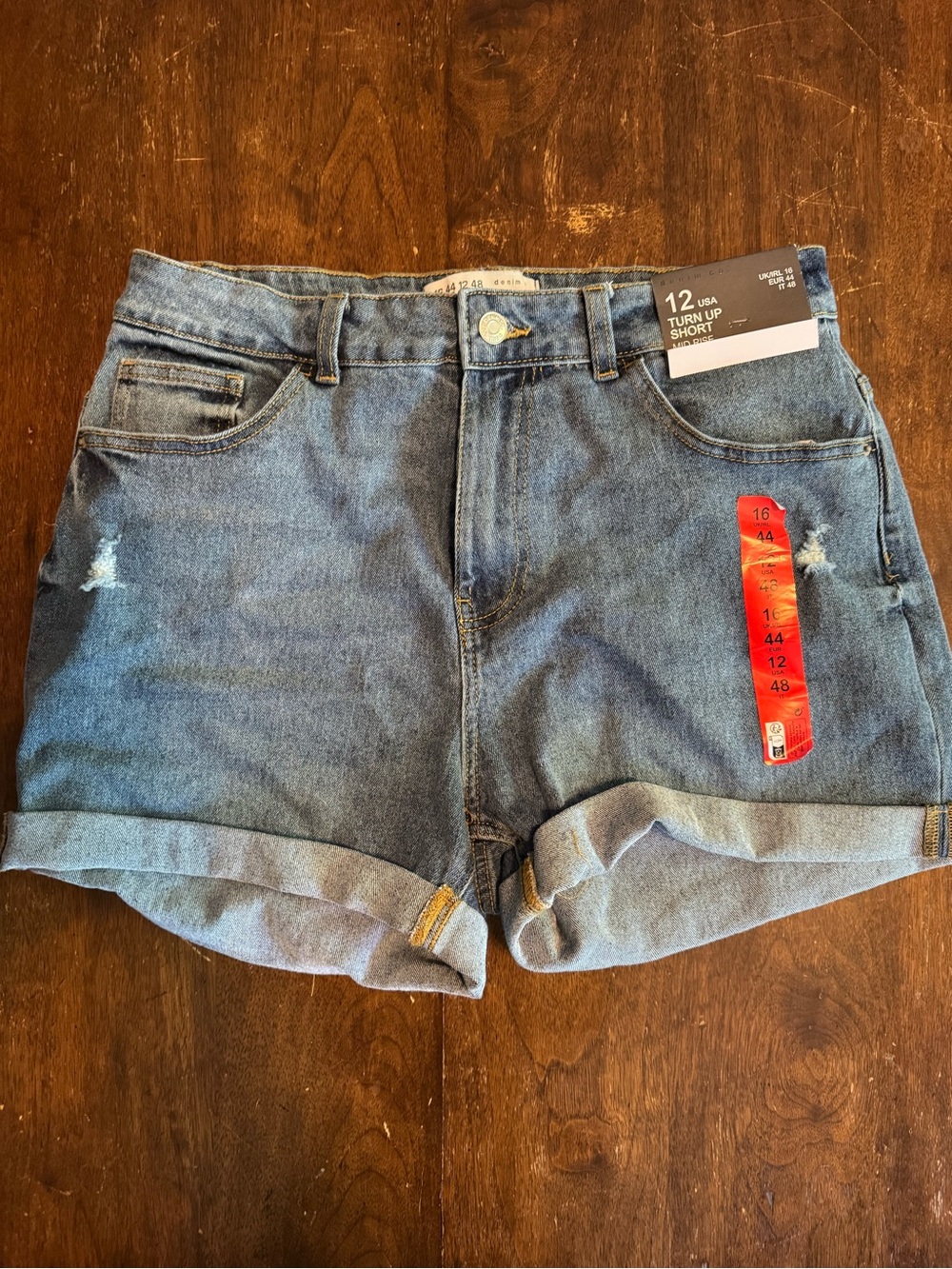 Primark Denim Co NWT Turn Up Mom Shorts Distressed Sz 12